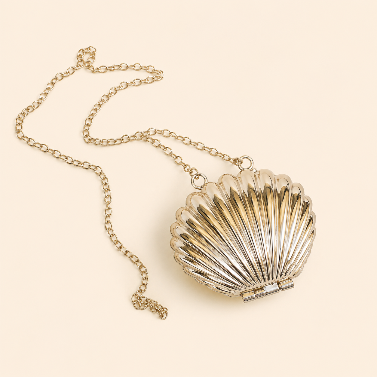 SHELL CLUTCH